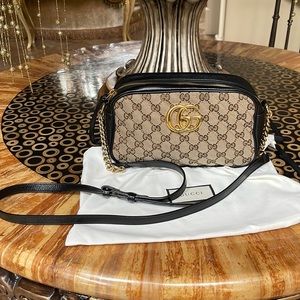 Gucci marmont crossbody